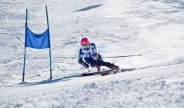 易建联仅得8分却被狂赞 布泽尔，他得2分也是领袖