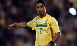 库里狂飙50分率勇士逆转，三分雨浇灭对手反扑希望