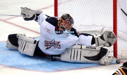 C罗梅开二度助利雅得胜利逆转取胜，传奇继续书写绿茵辉煌