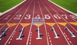 欧冠巅峰对决，皇马3-1逆转曼城，本泽马帽子戏法助球队第15次登顶欧洲之巅