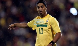 CBA总决赛激战正酣，辽宁本钢逆转广东宏远，赵继伟关键三分锁定胜局