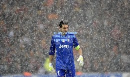 涅槃重生，从伤病阴霾到荣耀复出，XX运动员的坚韧之路