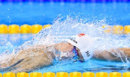 赛后情书，10人红魔绝境铸魂 压哨绝平热刺 五轮不败紧咬榜首拒当千年老二